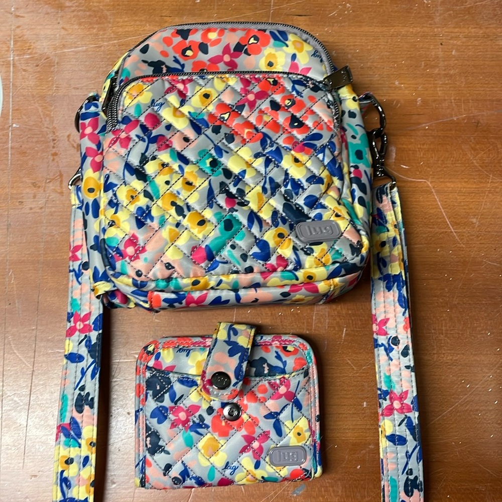 Lug crossbody & Wallet